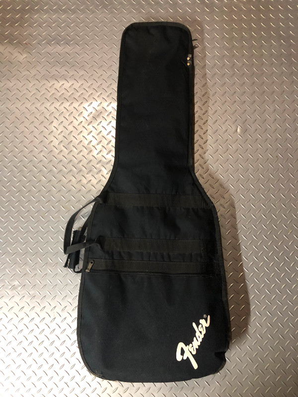 Guitar Cases Fender Ibanez Gig Bags in Guitars in Hamilton - Image 3