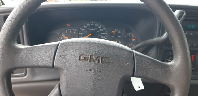 2003 GMC 1500 4x4 in Cars & Trucks in Saint John - Image 3