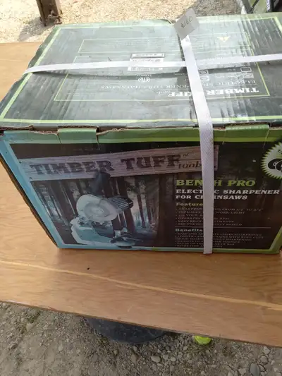 New in box,,located in Kenilworth or can meet in elmira or possible to send Canada post