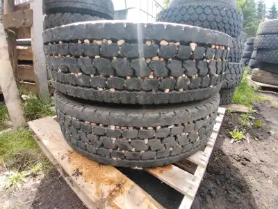 $250 for the pair of 2 tires Yokohama 703zl 295/75r22.5 Lots of tread left $150 for the single one o...