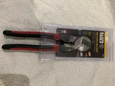 Brand new Sealed package Heavy duty model In store they sell for $75 plus tax