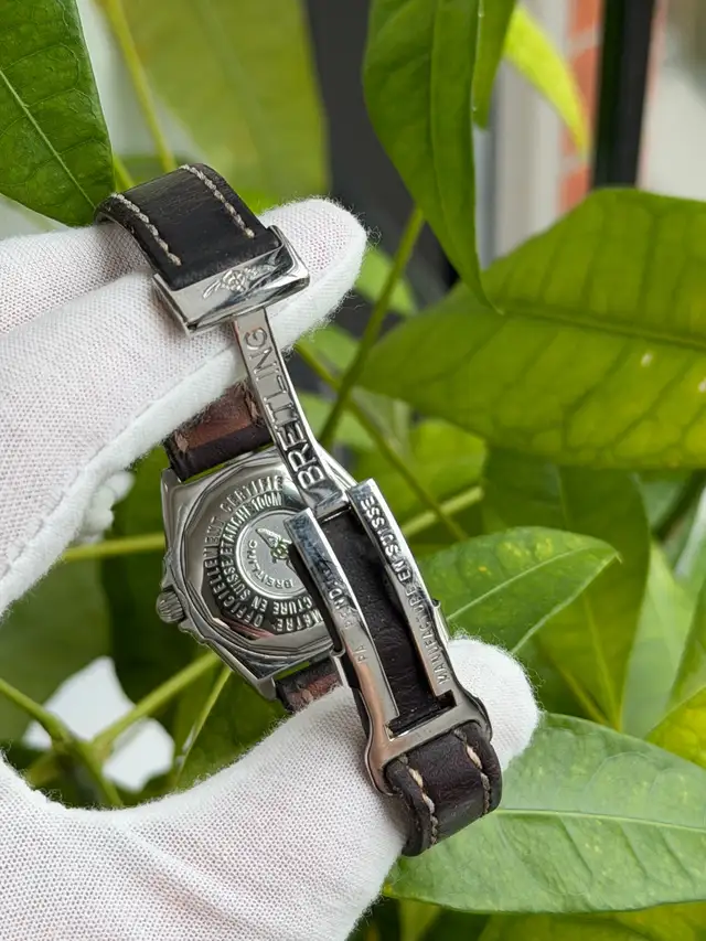Breitling Wings Lady Mothe of Pearl Dial in Jewellery & Watches in Laval / North Shore - Image 7