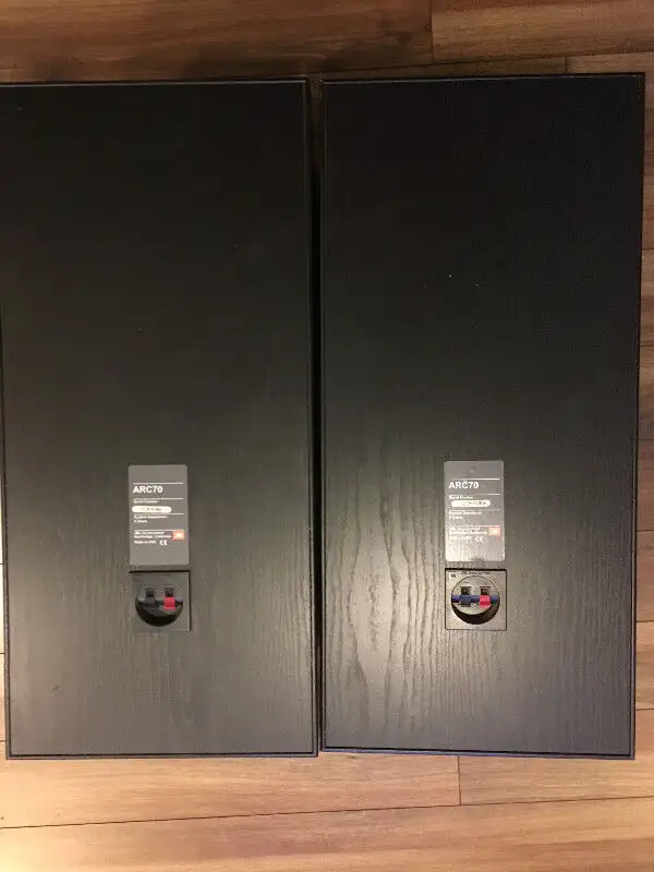 - JBL - SPEAKERS in Speakers in Hamilton - Image 4
