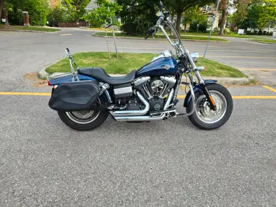 2012 FXDF FAT BOB 30000 kms Dyna Twin Cam 103ci Big Blue Pearl paint Number of builds, including: Se...