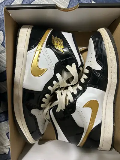 Air Jordan 1 Mid SE, View more