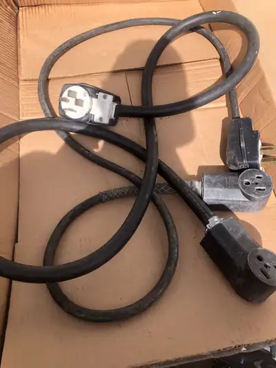 Short Extension Cords 8/10awg Hubbell, View more