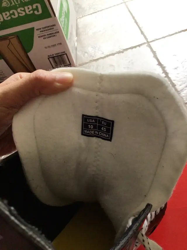 CCM Skate men size 10 in Skates & Blades in City of Toronto - Image 7