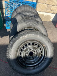 Michelin stubless 205/65R15 winter tires with black rims ￼