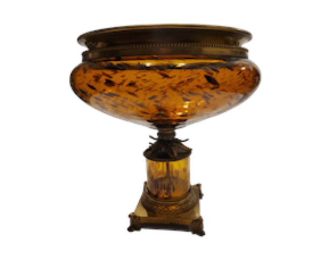 Large Bombay Company Amber glass and Brass Centerpiece in Arts & Collectibles in Oshawa / Durham Region