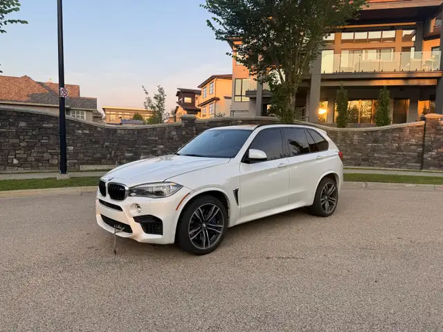 2016 BMW X5M