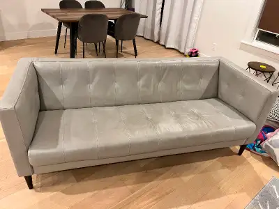 Leather couch for sale. Pick up only asking $300 Listing for my friend.