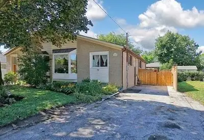 Only Main Floor For Lease. Bright & Beautifully Maintained Quiet-Neighbourhood Semi-Detached Bungalo...
