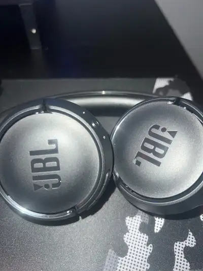 JBL Headphones Bluetooth , View more