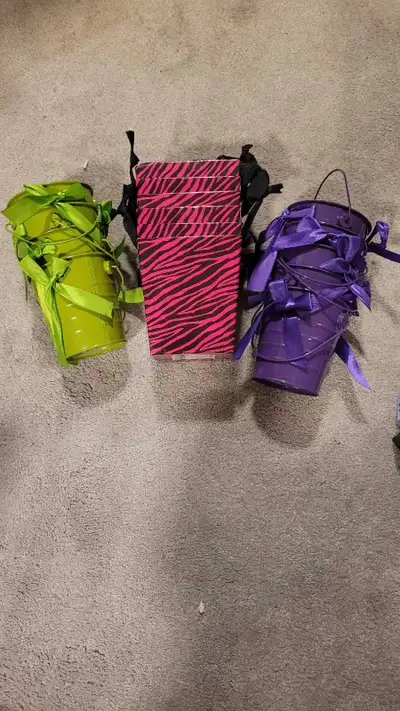 Mini Buckets, View more