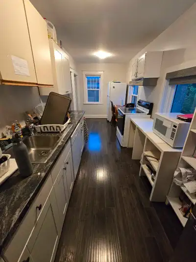 room for rent near Western