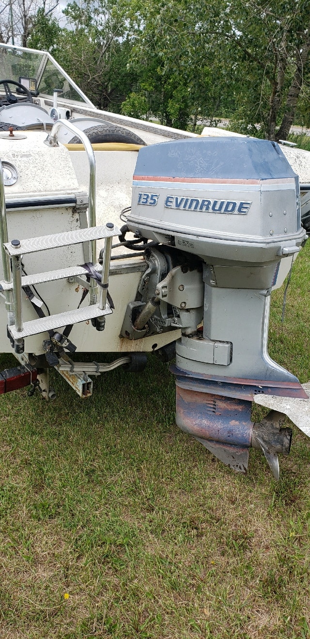 1980s Outboard Boat with Trailer Powerboats & Motorboats Prince