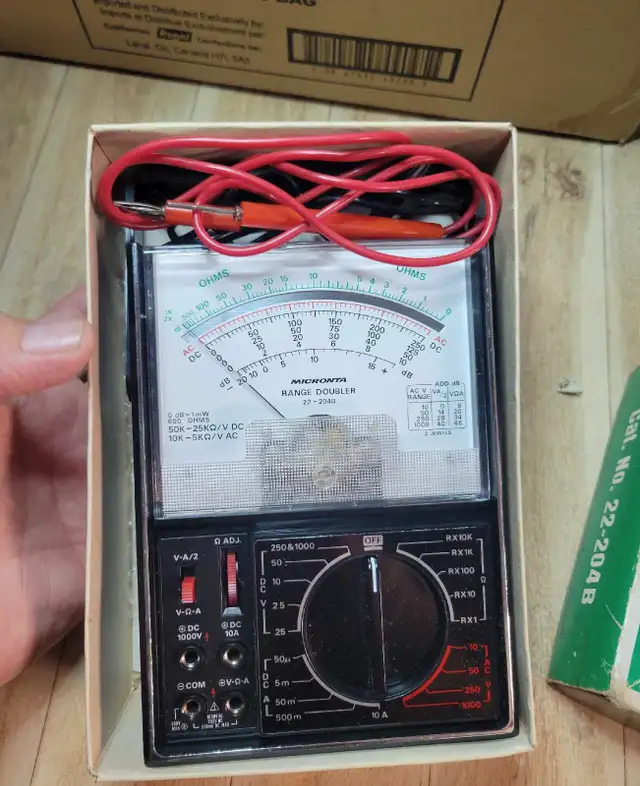 Vintage Micronta Multimeter Multitester.  Like new in box 63683058306947122