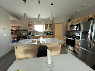 I have one room available due to a cancellation. Rent: $980 ... now $800 Utilities: 20% share Deposi...