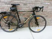 Norco Threshold A105 Crosstour Bicycle