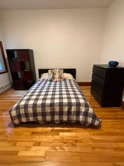 Ensemble de chambre Ikea, View more