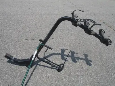 YAKIMA 3 BIKE RACK CARRIER 1" INSERT SELLING IT $75.00 CASH!, View more