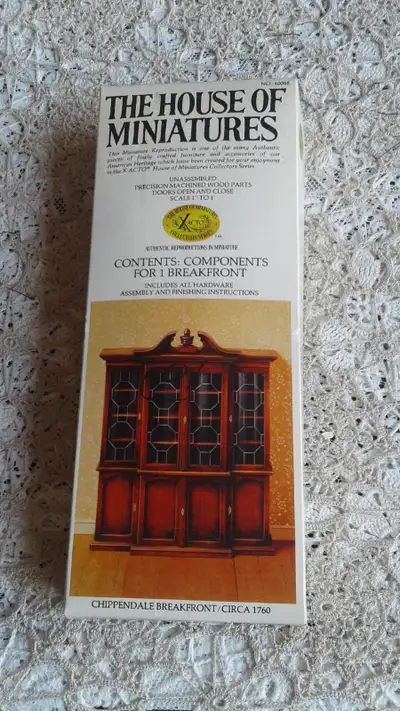 $65--GREAT ADDITION FOR THE MINIATURE DOLL HOUSE COLLECTOR EDTHE HOUSE OF MINIATURES #40048 - CHIPPE...