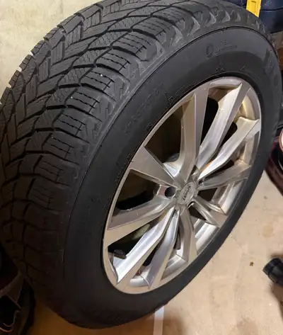 Michelin X-ICE 235/55/R18 winter wheels used approx 3 months. Datcode on tires 18th week 2024. Were...