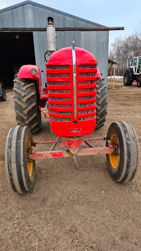 1957 Massey Harris 444 in Farming Equipment in Saskatoon - Image 3