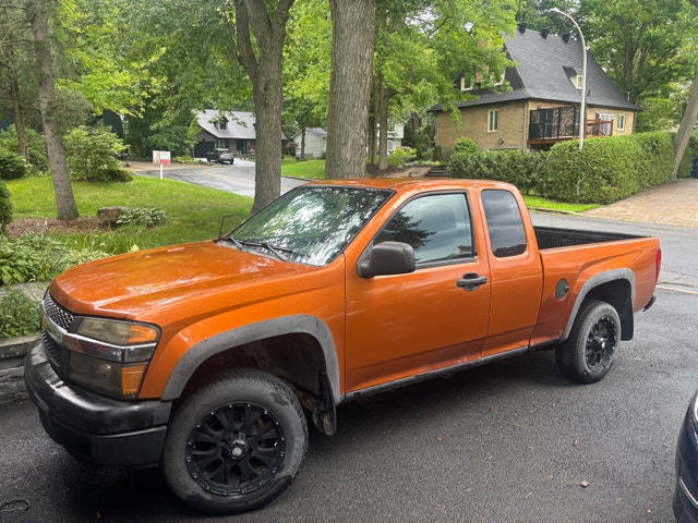 Chevrolet Colorado LT / RWD / 2007 /290,000 km