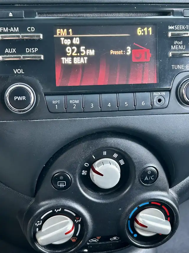 2015 Nissan Micra SV 64966059619843124