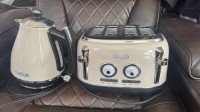 Haden kettle and toaster (price is for both)