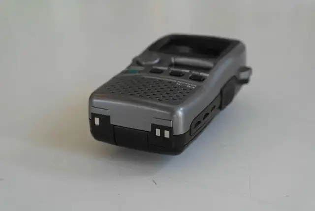ICOM IC-R3 Wideband Receiver Radio Audio & Video Capability63234526421891121