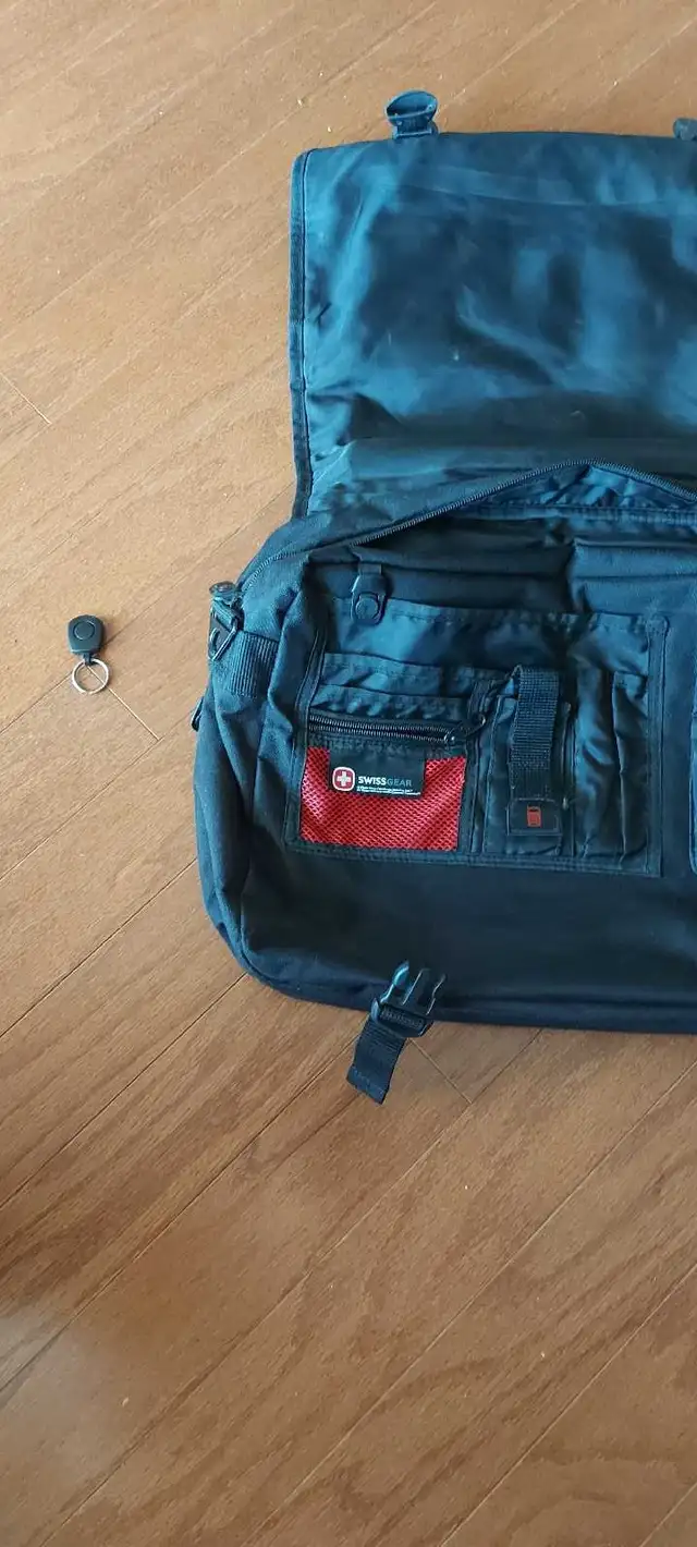 laptop bag in Other in St. Albert - Image 6
