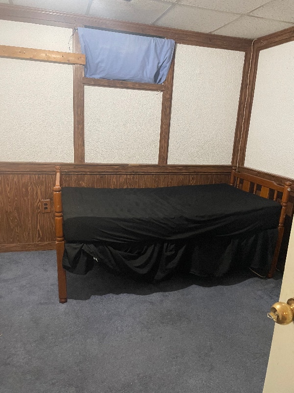 One Room On Basement At Finch/Midland Room Rentals & Roommates City