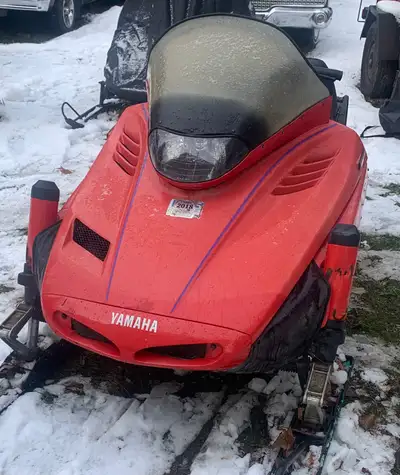 Selling my 1994 Yamaha Vmax 600. Starts and runs, with new belt installed. The sled will come with 2...