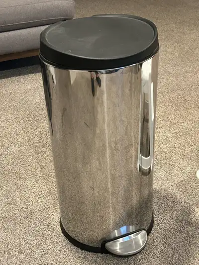 Simple Human Kitchen Garbage Can, View more