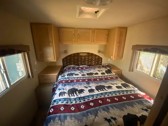 2011 E450 Ford Adventurer in RVs & Motorhomes in Delta/Surrey/Langley - Image 4
