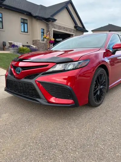 2024 Toyota Camry SE Hybrid – Like New | Only 34,000 km | 1 Owner Fuel-efficient, stylish, and fully...