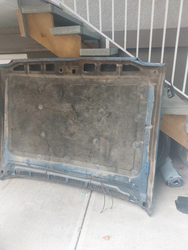 1980 chevy c10 square body hood original Auto Body Parts Calgary