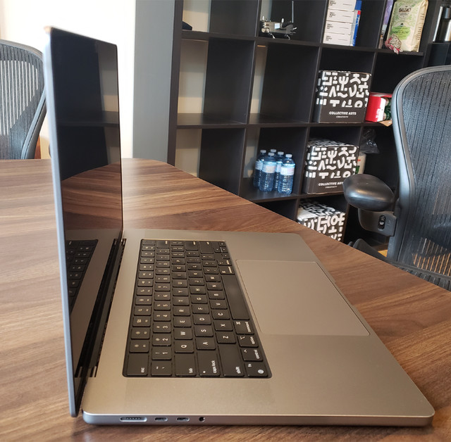16-inch MacBook Pro with Apple M1 Pro Chip in Laptops in Hamilton - Image 3