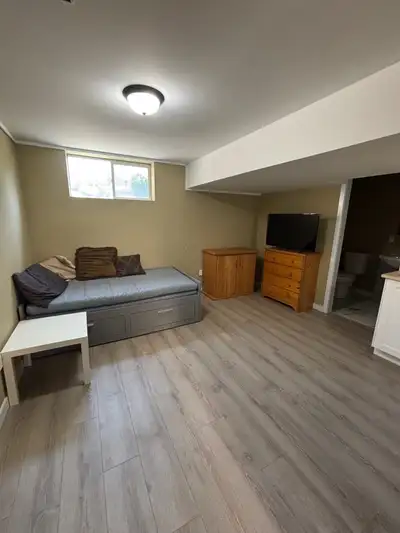 Private Basement bedroom for rent with  bathroom