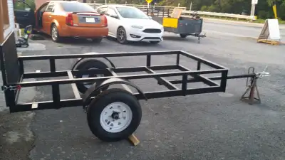 ***2025 Neuf***avec pnue de spare...Autres option tel que Tailgate, Plancher en Metal, Verin, et gra...