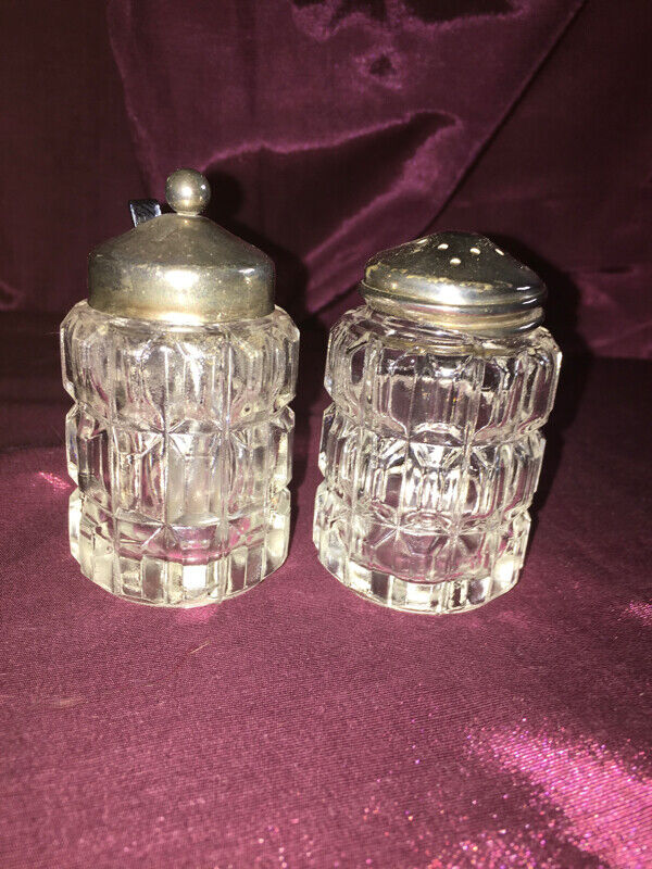 Vintage Crystal Salt and Pepper Arts & Collectibles Mississauga