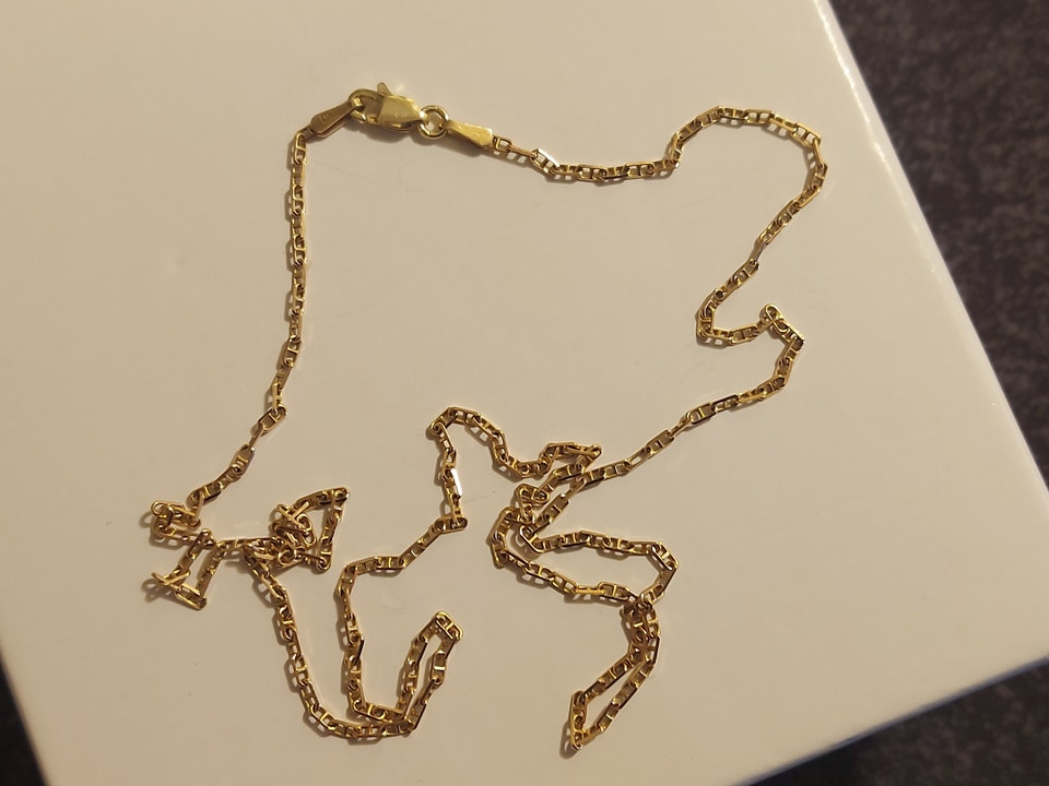 Yellow gold chain 10K. 18.5 inches..2.5 grams. | Jewellery & Watches ...