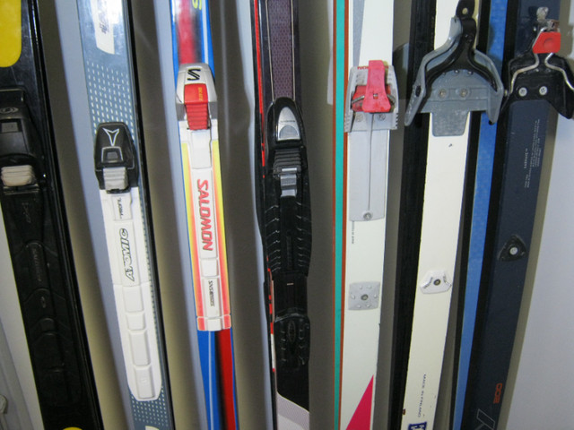 CROSS COUNTRY SKIS-TECHS/INSTRUCTORS SELLING FAMILY SKIS in Ski in Winnipeg - Image 2