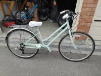 Ladies Schwinn Cruiser Bike