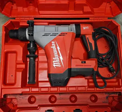 Milwaukee 1-3/4" SDS-Max Rotary Hammer/Combination Hammer, View more