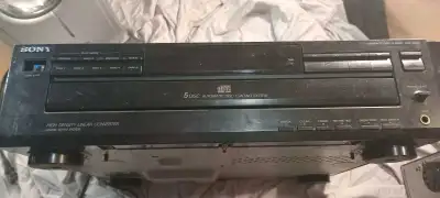 There are lots of speakers here also Text only780-446-1122no calls Lot: FHB6B0 Location: in the base...