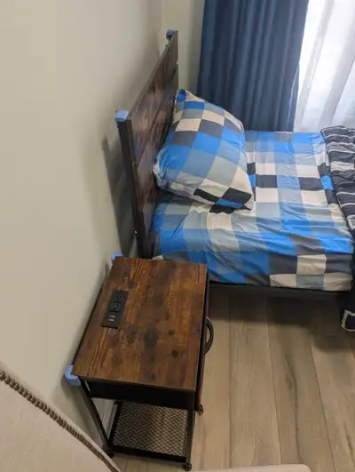 1 room is available for rent in an open concept 3 bedroom house. Ideal for male student or working p...