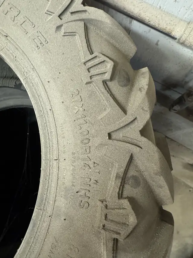 side by side tires in ATV Parts, Trailers & Accessories in Yarmouth - Image 3